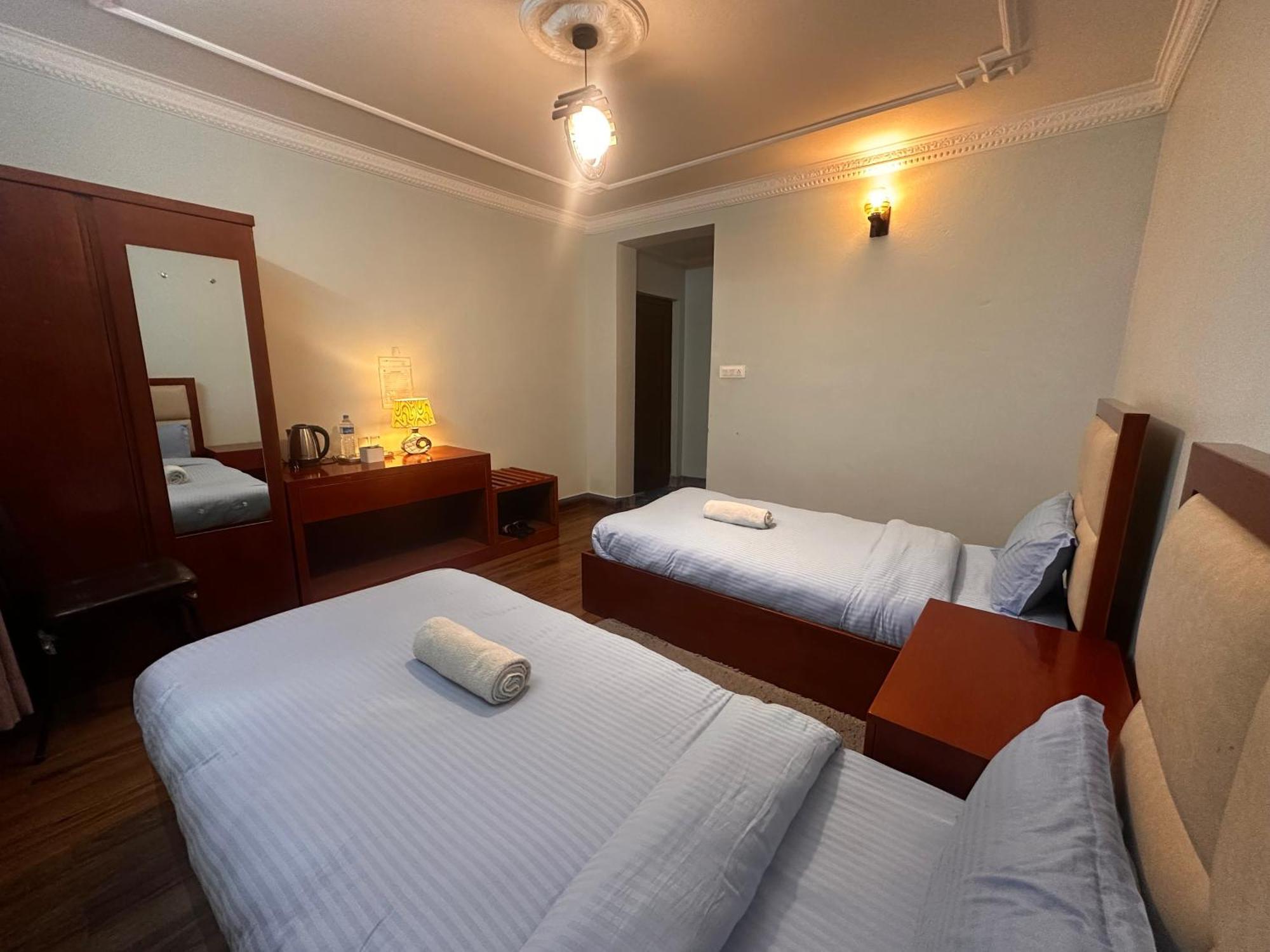 Norbu Hotel Kathmandu Exteriör bild